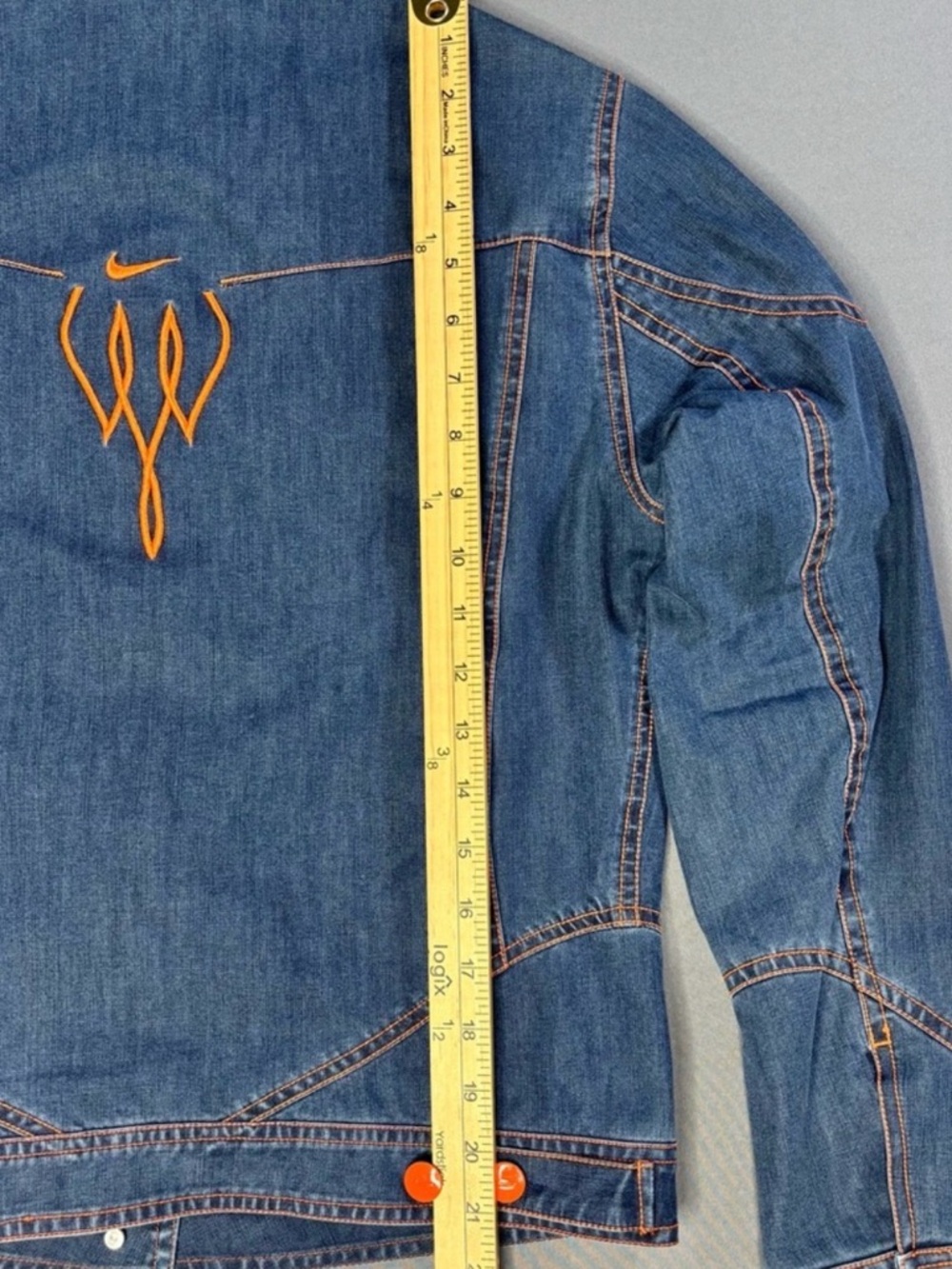 Vintage Nike Blue Denim Jacket with Orange Accents - Picture 8 of 10